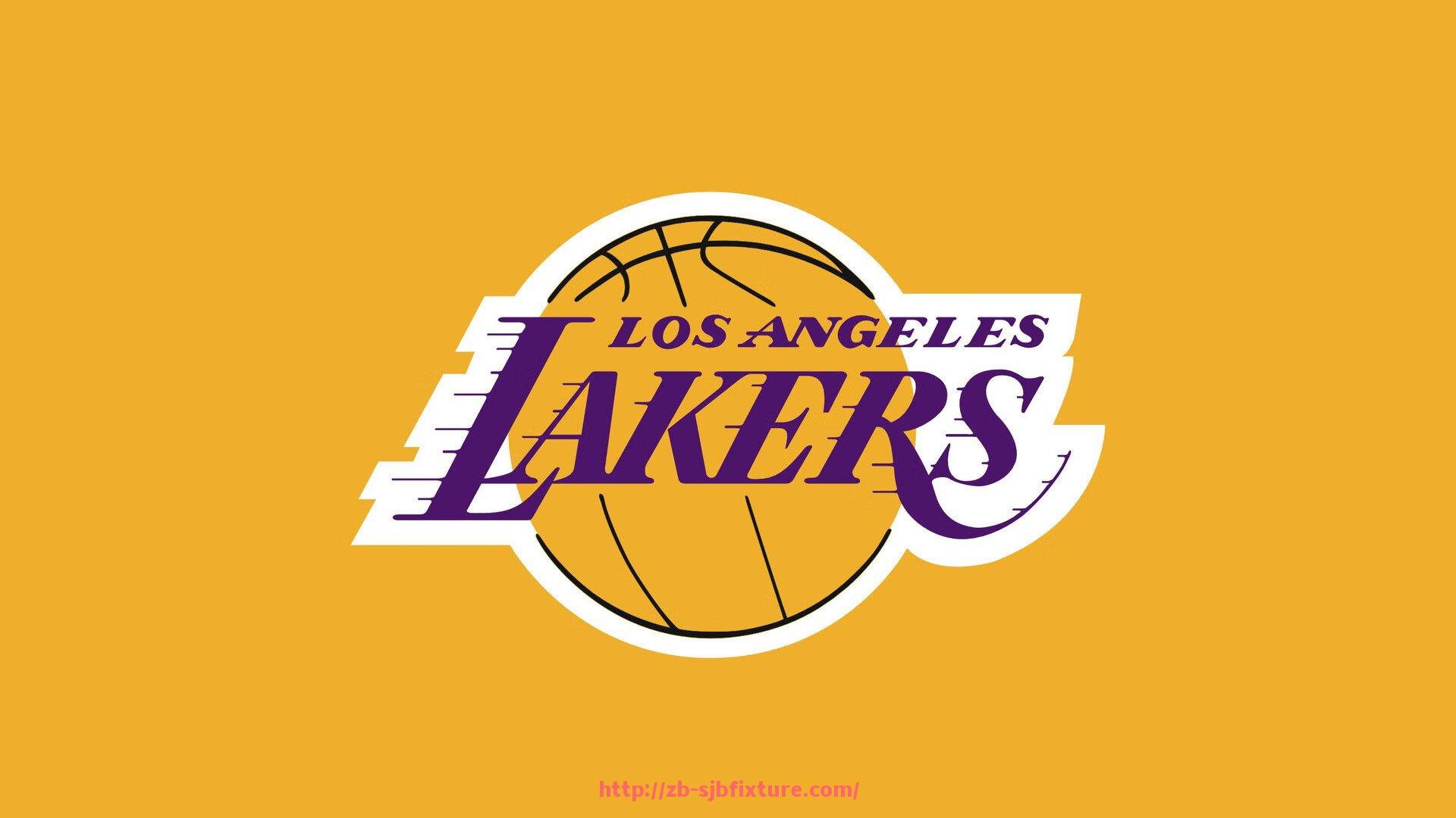 世俱杯直播-中超联赛女解说员大长腿话题引发的观众热议