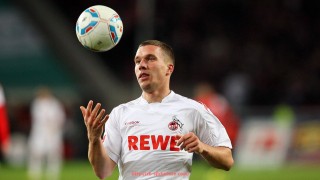 世俱杯直播-如何正确使用健身器材着装提升运动效果与安全性